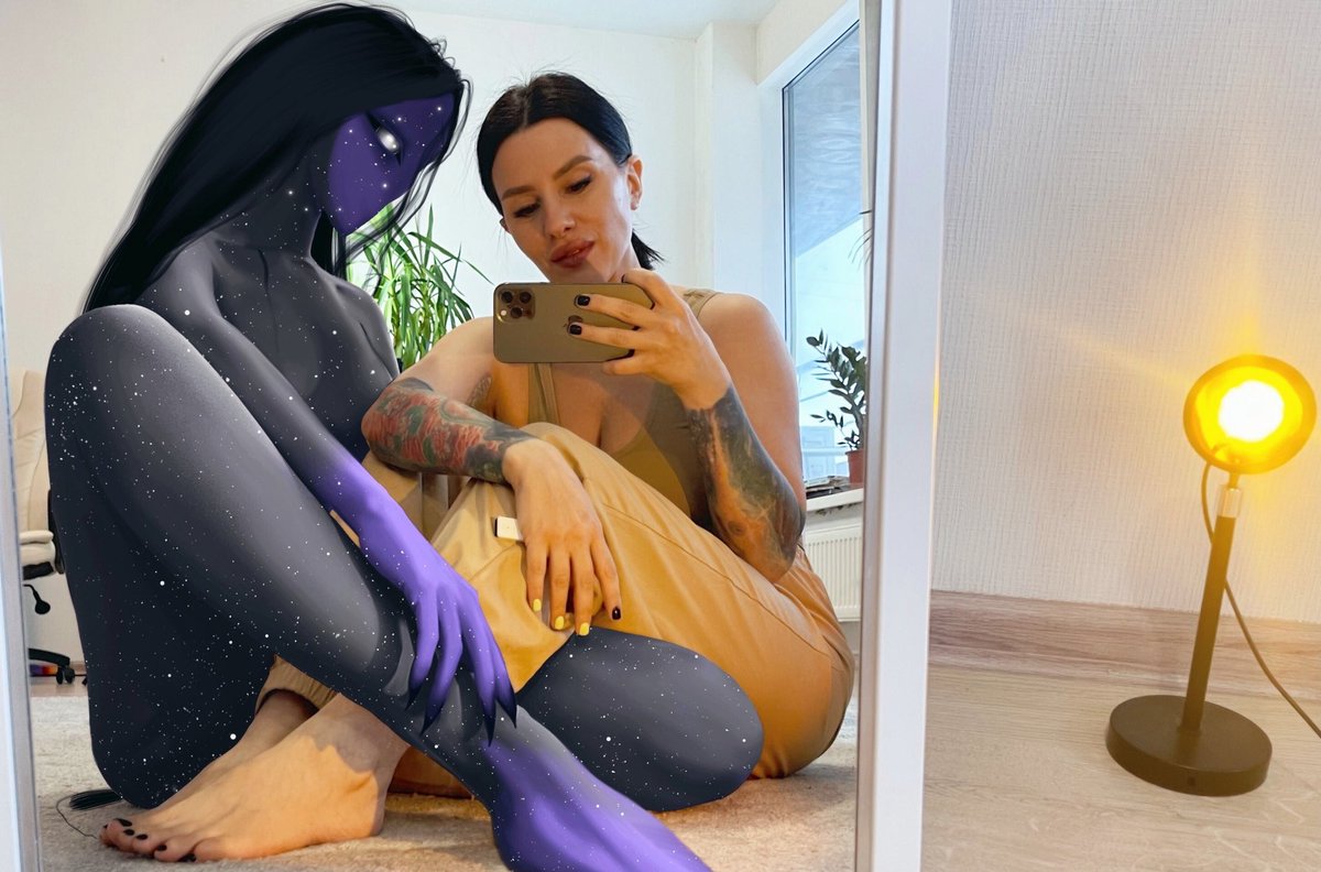 martishamerems's tweet image. She told me.. don't be so serious, we're just cosmic dust🌪🌌 GM nftfellows, may the day go smoothly🤍