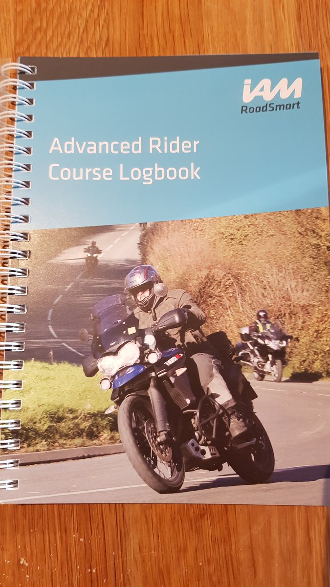 The_UneasyRider's tweet photo. Let's see what this is about then. I'm led to believe that if I had done this years ago, then I wouldn't have had my 'off'. #advancedrider @IAMRoadSmart https://t.co/xsBx4bQwRr