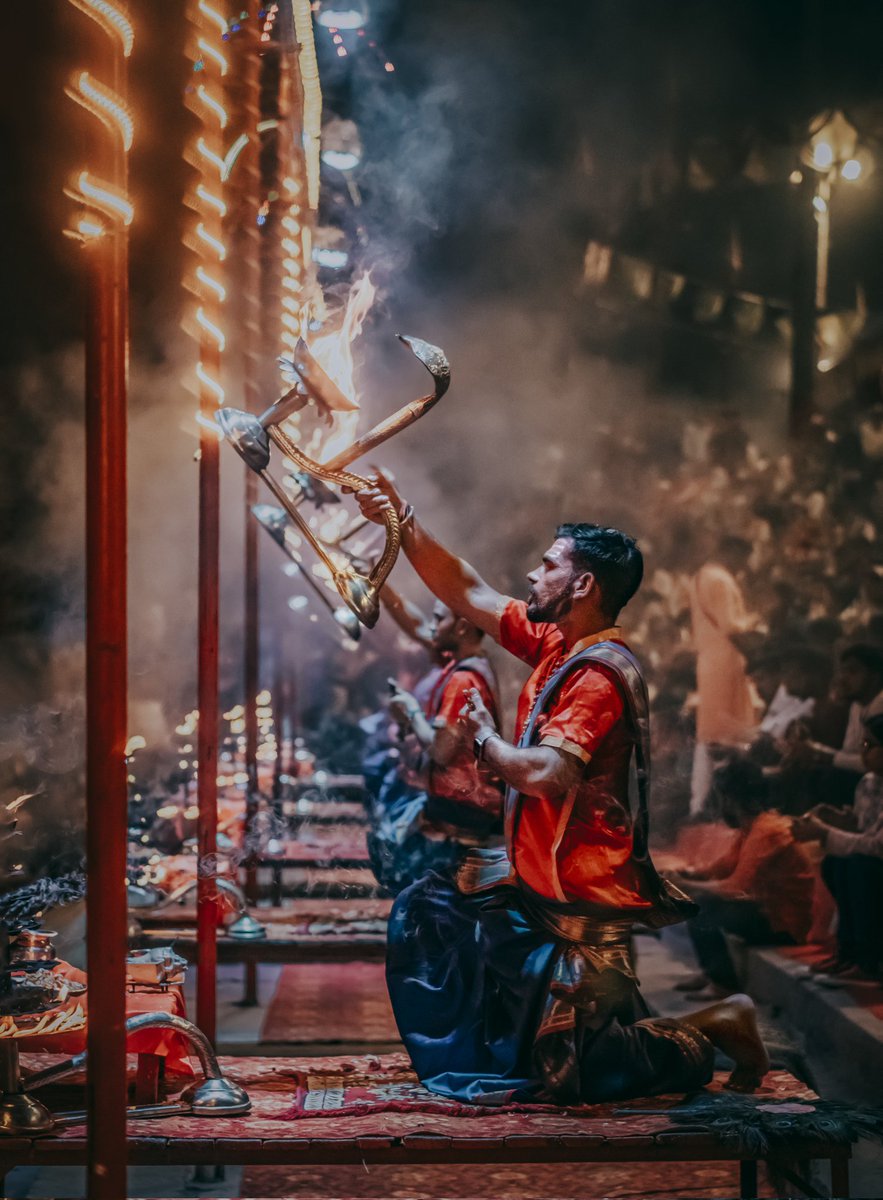 hulk_das's tweet photo. Ganga Aarti https://t.co/OoEFLuiYpo