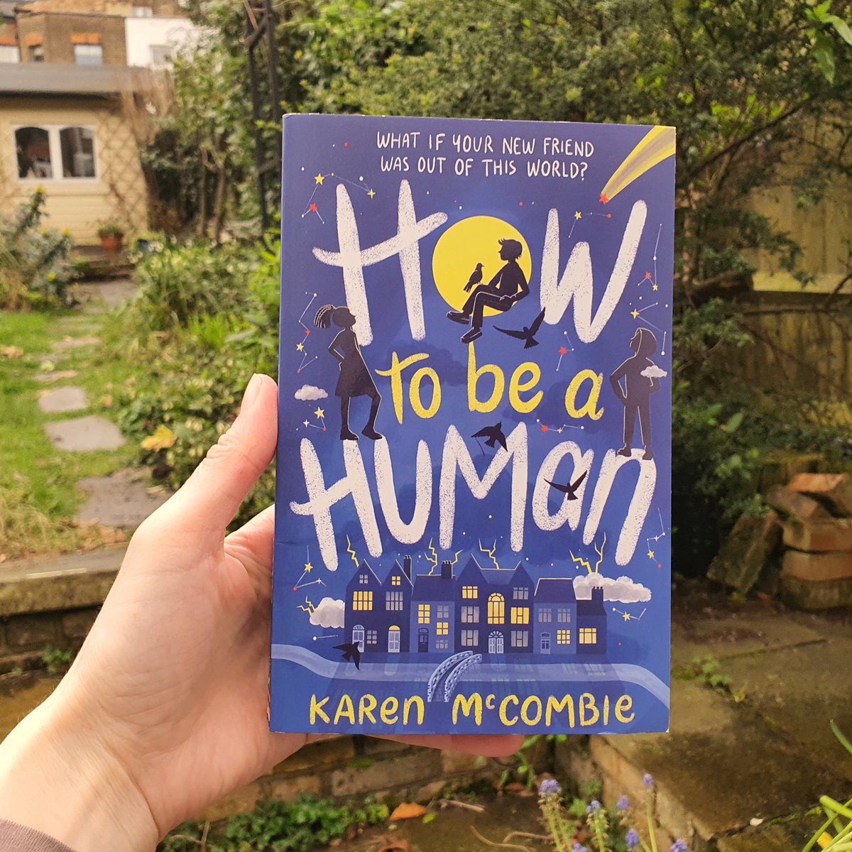 nicolapenfold's tweet photo. A brilliant insight into life in Year 7. Kiki finds out what's really important in a friend in #HowToBeAHuman It's kind, funny & completely gorgeously 'real', even though it features a boy coming down from the stars. By @KarenMcCombie @LittleTigerUK Cover by #ThyBui 👨🚀💖💡🌟💫 https://t.co/BnqhW6FlIX