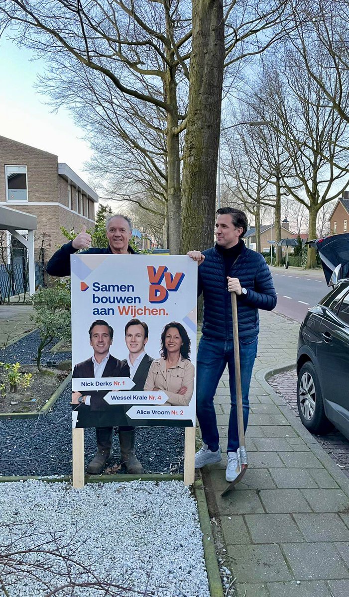 NickDerks's tweet photo. 𝗩𝗮𝗻𝗱𝗮𝗮𝗴 𝘀𝘁𝗲𝗺𝗺𝗲𝗻. 🖍

Kies één van de 50 kandidaten van de @wijchensevvd. 👍🏻

#Alverna #Balgoij #Batenburg #Bergharen #Hernen #Leur #Niftrik #Wijchen #Woezik https://t.co/KGn3nOcUcm