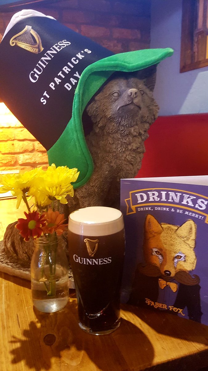 TheFaberFox's tweet photo. 🍀🇮🇪 How are you going to celebrate St. Patrick's Day?
Dance with us to the tunes of @ohmattryan and get yourself a nice cold drink! We've got plenty 
🍀🦊 Choose from our 𝒮𝓉 𝒫𝒶𝒹𝒹𝓎'𝓈 selected ones!

Book here: https://t.co/YRLdgop8ef https://t.co/cd198mms2w