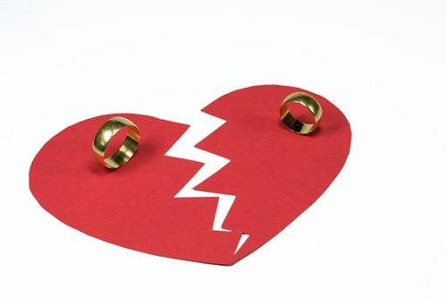 WhitethornAcc's tweet photo. Transferring assets during separation and divorce #Tax #TaxSeparationAndDivorce... https://t.co/Xi4MCBEdJk https://t.co/jtCNDnbJJi