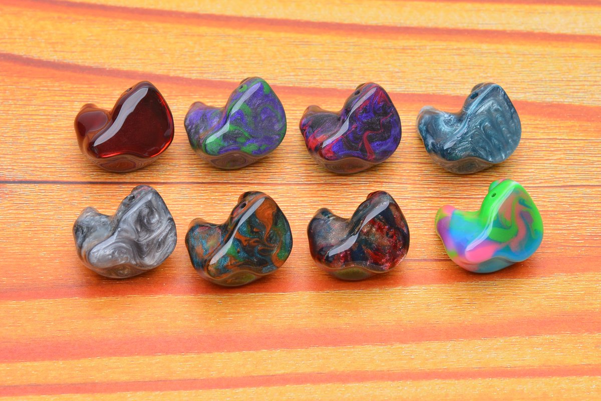 eear_Tony's tweet image. シェルカラーサンプルを見るだけでワクワクします笑
#flipears
#Premiumshell
#カスタムIEMシェルカラーサンプル
#近々各店舗に置く予定