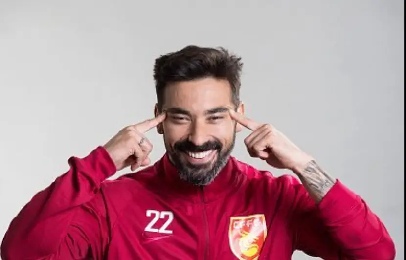 TalkMyFootball's tweet photo. Je retombe dessus et j'en reviens toujours pas que cette photo existe. https://t.co/PkUOCSiNLo