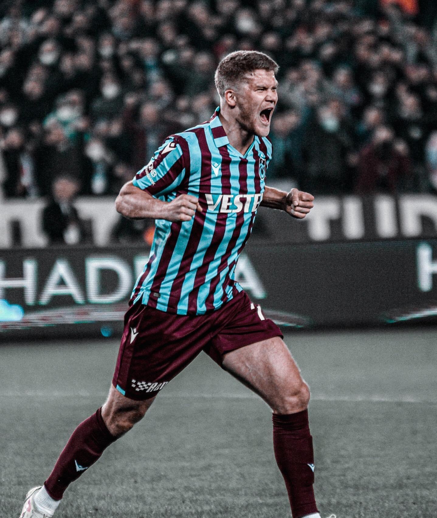 Andreas Cornelius, 29 ya  nda!    Happy Birthday, 