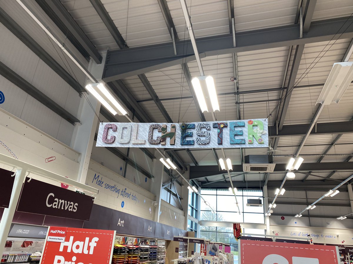 RobHodges23's tweet photo. What amazing start to the day @Hobbycraft_COL the store was an inspiration! 🥳🥳🥳 well done team! https://t.co/zCNqaR0DWH