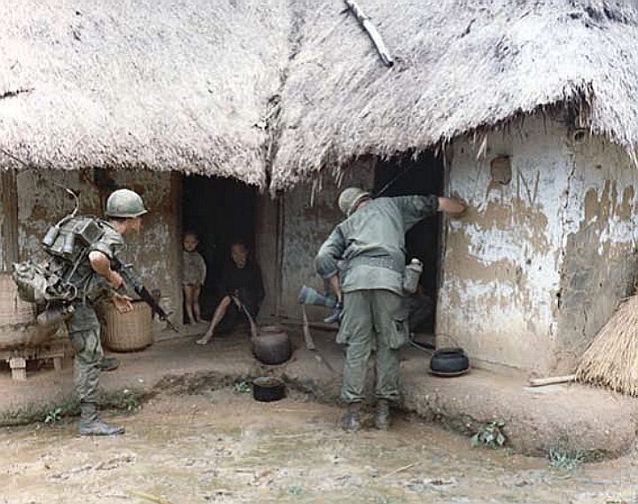 Было убито с особой жестокостью 567 жителей общины (из них 173 ребенка, 182 женщины, включая 17 беременных).
Правда о преступлении вскрылась далеко не сразу. Вашингтон всё отрицал.