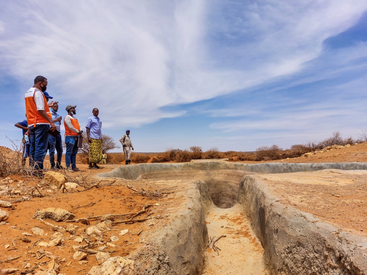 WVSomalia's tweet photo. Malaasle village is one of the worst-hit areas by #droughtinSomalia. 

All its 48 berkards have dried up leaving residents in dire need of water. With support from @shf_somalia, we’re providing clean water for the next two months, but this will not be enough! #Timetoactisnow https://t.co/KD92PNuO1u