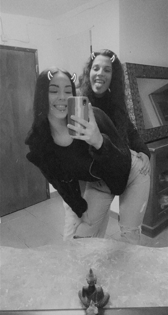 “Meu compromisso é casar contigo quando eu tiver juízo” ❤️