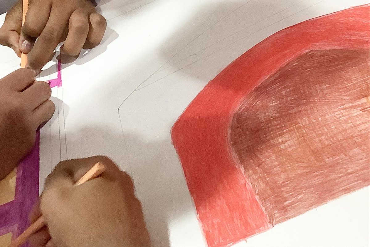 alraneemschools's tweet photo. Grade 8 students creating magnificent drawing of Traditional Omani Doors .
#builtinenvironment #traditionalomanidoor #creativedoors https://t.co/QsVihZFSC7