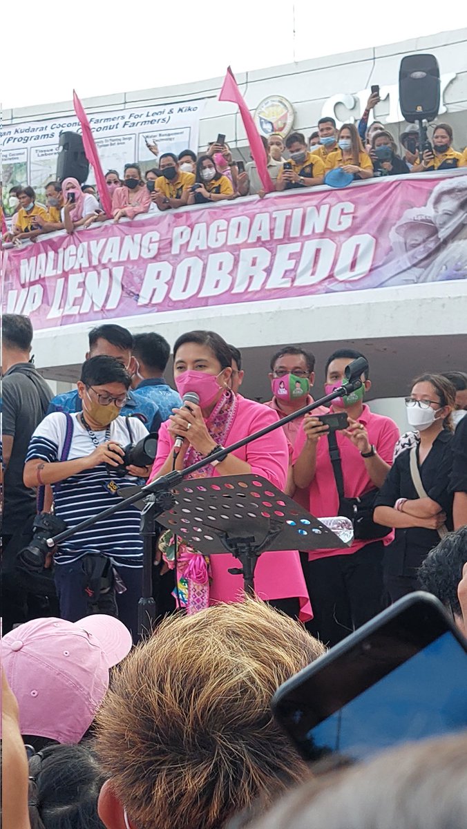 Watashi_wa_Hanz's tweet photo. โจTumakas sa bahay for Leniโจ
#SultanKudaratIsPink
#SOXisPink https://t.co/8emREiH1qa