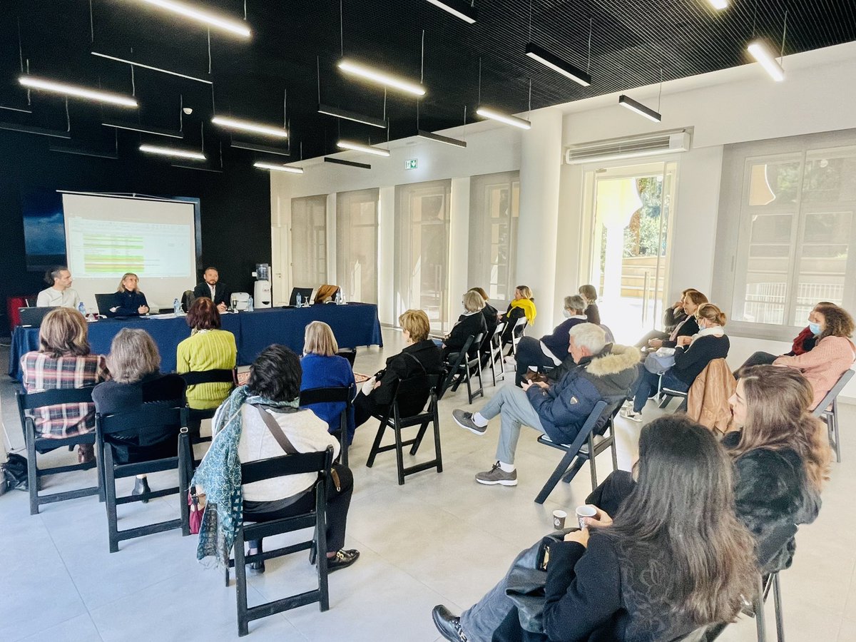 BAccueil's tweet photo. Assemblée Générale de #BeyrouthAccueil lors de laquelle un nouveau comité à été élu.
Une belle équipe prête à faire vivre l’association dans la bonne humeur !
L’occasion aussi de remercier notre trésorière qui quitte le #Liban.
Merci à @ESABeirut pour l’accueil ! https://t.co/umXsJVwtlI
