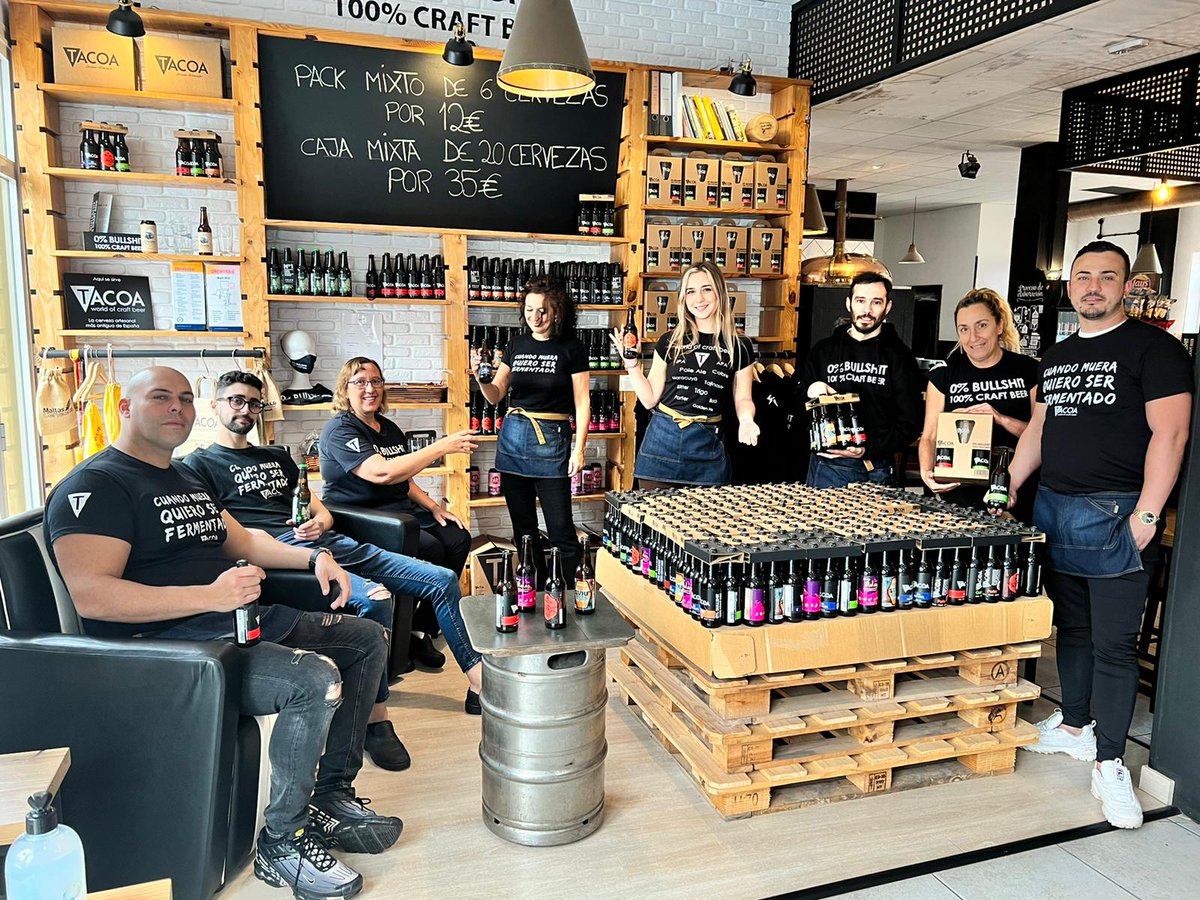 Se acerca el #diadelpadre 👨‍👧‍👦 y tú sabes lo que le gusta 🍺💘
Nosotros también lo sabemos 😉  Por eso te esperamos con las mejores ofertas cerveceras
* Packs Corona
* Packs Regalo
* Packs Maleta
* Cajas Mixtas
* Visitas guiadas + cata de cervezas + almuerzo
* Divertidas camisetas