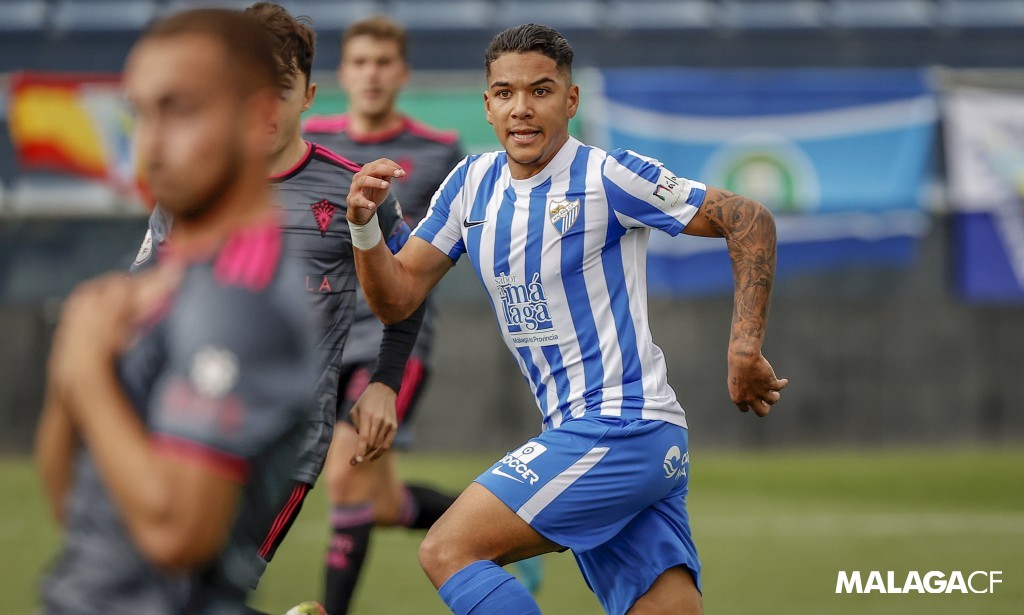 ACADEMIA| 🇪🇸 <a href="/Loreeen9/">Lorenzo Zúñiga</a> disputará la Ronda Élite de clasificación para el próximo campeonato europeo Sub-19 con la @SeFutbol. ¡Mucha suerte y a por todas!

Info ➡ bit.ly/3MO1VEq

#MCFInternacional #LaAcademiaMCF