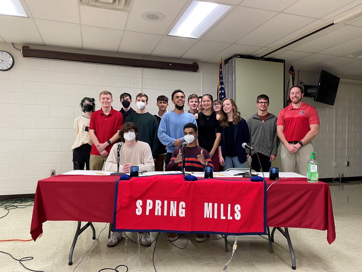 BerkCoSchoolsWV's tweet photo. Another ACE (Academic Competition for Excellence) Season has come to a close, where students from our high schools put their knowledge in core subjects to the test. After a challenging six weeks of competition, we have a new Grand Champion: @SMHS_Official! CONGRATS! #BCSProud https://t.co/Tm5Y83fLPW