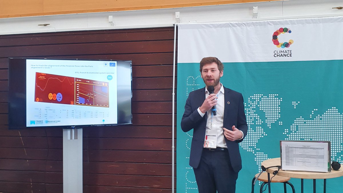 IFD_Paris's tweet photo. 🔹 @RaphLebel, directeur de l'Observatoire de la #FinanceDurable et coordinateur #FinanceClimact a présenté l'Observatoire au #PitchCorner avec pour objectif d'engager de nouvelles places financières en Europe. 3/4 https://t.co/7YCFPUE5WC