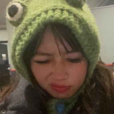 Chloesands10's tweet photo. #NewProfilePic https://t.co/grWx29P8ZZ