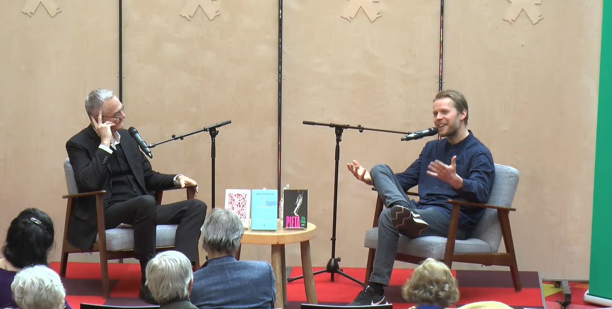 Boeken_Lezen's tweet photo. Filmpje: Marcel Möring interviewt Elfie Tromp, Philip Huff en Dirk van Weelden. Bekijk het filmpje hier: https://t.co/mom1Qncrc2 #filmpje #boekenlezen #MarcelMoring #interview #ElfieTromp #PhilipHuff #DirkVanWeelden https://t.co/Jrm4FKszGh