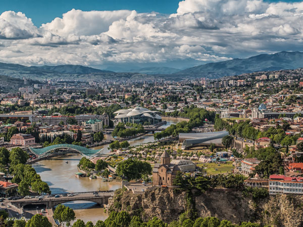DevTelecoms's tweet photo. Georgia telecom sector’s growth stymied by weak demand #MegaFon #Georgia #BuddeComm #MarketReports #Veon #SilkNet #CGC #TelecomGeorgia https://t.co/2na9wcYTnb https://t.co/W0r6Dp6rZo