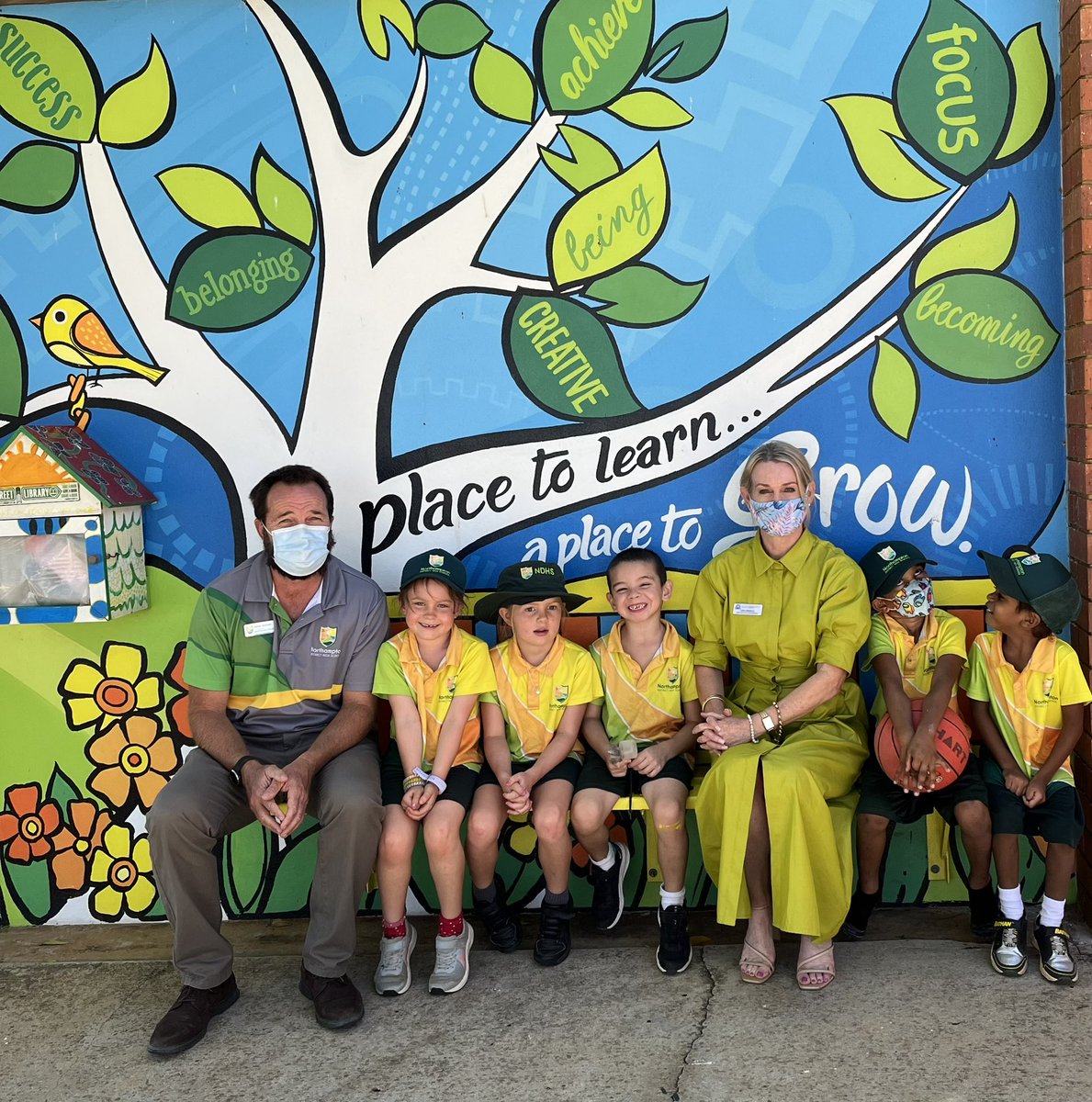 LisaCriddle2's tweet photo. Fabulous day seeing new Principals &amp; great kids in our country schools🌟Impressive teaching &amp; learning at Binnu PS &amp; Northampton DHS with so much joy on happy faces! And the Binnu lone pine tree is thriving after Cyclone Seroja! @WA_Edu_News @WAPPA_Leaders @PrFedWA https://t.co/za8qSPc8c8