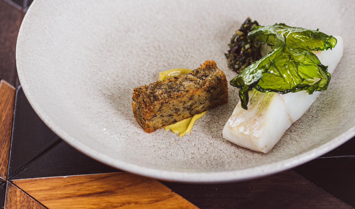 thechefsforum's tweet photo. Sustainable Welsh Producers the Star of the Latest Chefs' Forum Lunch @CoastRestaurant with students from @PembsCollege and top chefs @clapperton123 @douglasbalish @HGChef1 #readmore https://t.co/VSAvJFXFiX @ChefsloveAdande @castellhowell @flyingfish31 #photocredit @garethdmedia https://t.co/i2iG6LrKwi