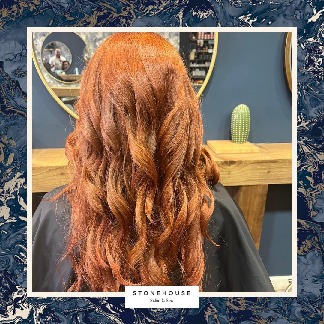 We really 𝕃𝕆𝕍𝔼 this vibrant copper colour and curls, we’re sure you will too!!! 

#copperhair #stunning #avedasalon #standoutfromthecrowd #redhair #stonehousesalonandspa #wigansalon #avedaartist #vegan #colourtransformation #coppercolour #wigan