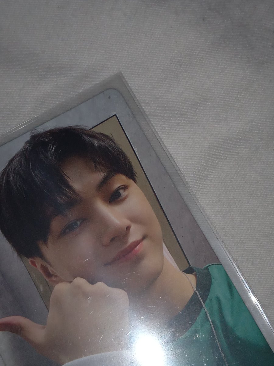 _user120802's tweet image. [ wts lfb enhypen dimension dilemma ]

— jay dd charybdis selca pc
— 280 + sf

⤷ payo
⤷ own pull, on hand
⤷ 10/10 condition