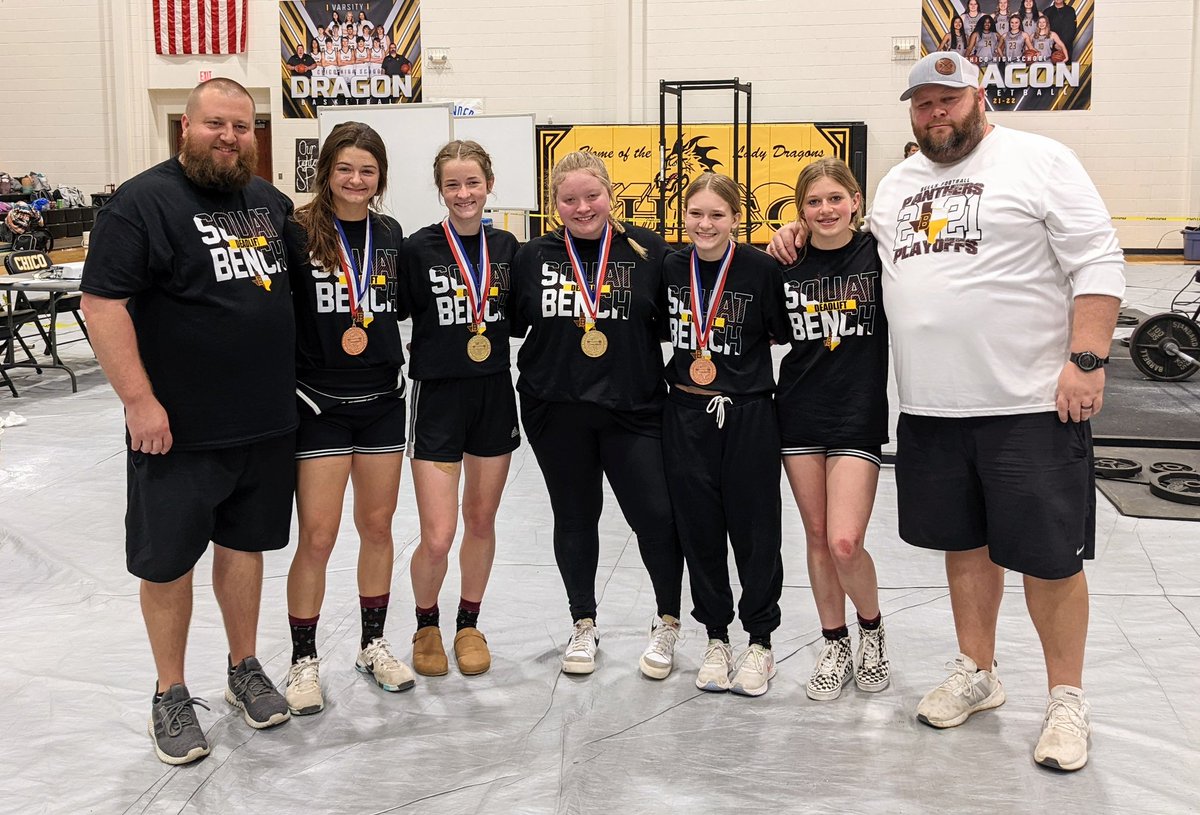 bells_boosters's tweet photo. 🍀 GOOD LUCK to these young ladies and coaches as they travel to Corpus Christi for the State Powerlifting Meet! They compete Thursday at 8am! 🍀 @CoachDaleWest #thswpa https://t.co/GMBaDcD2sv
