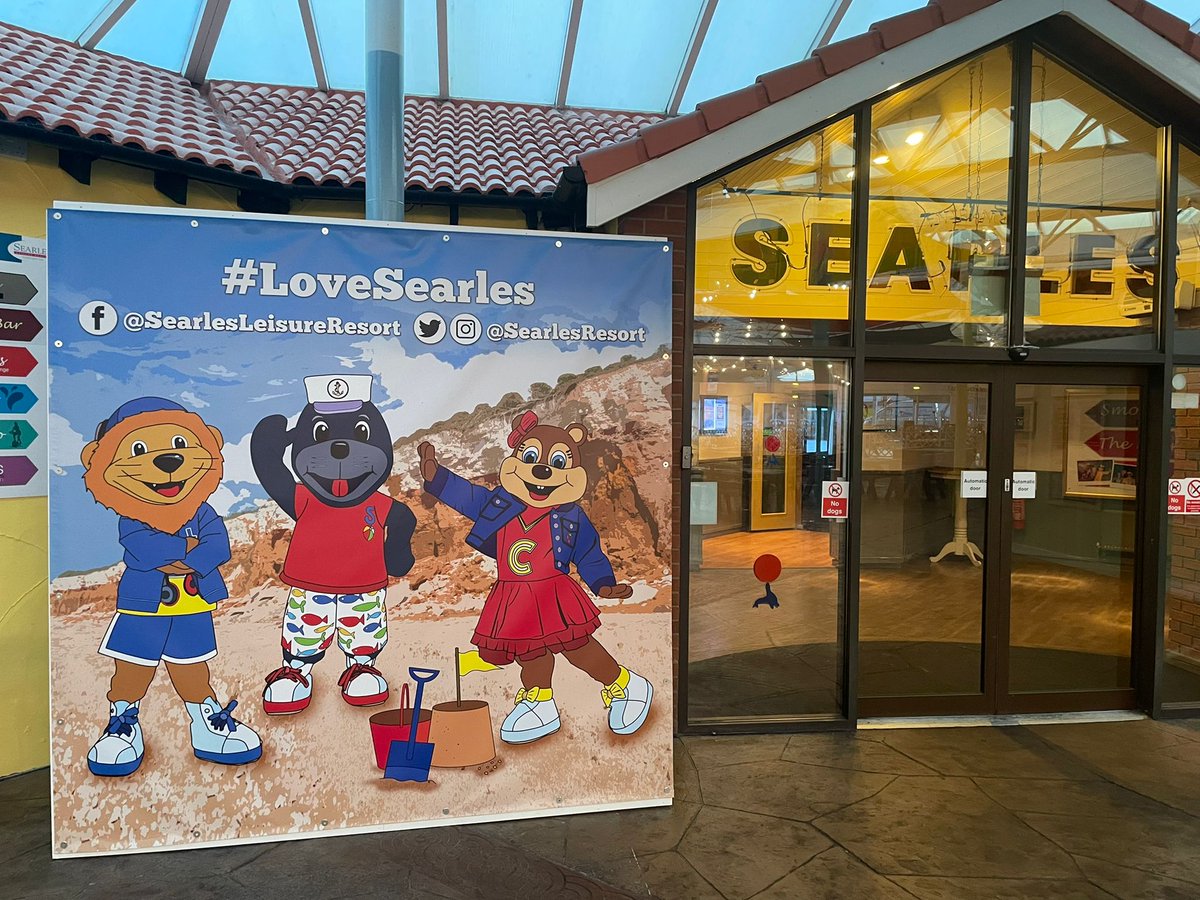 Great to spend some time With the Resort Entertainments team 🎭 at <a href="/SearlesResort/">Searles Leisure Resort</a>. A big thank you 🙏🏼 to Adam and his talented team for making us so welcome.