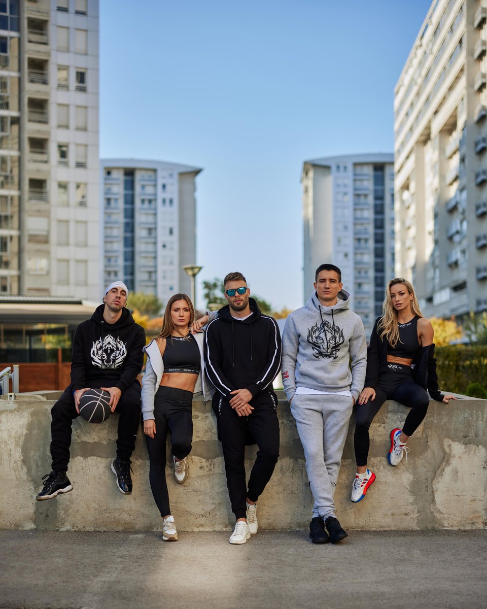 UltraEnergySR's tweet photo. Kakva je vaša #Ultra ekipa?#RuleYourKingdom https://t.co/bAGFaYsuNj