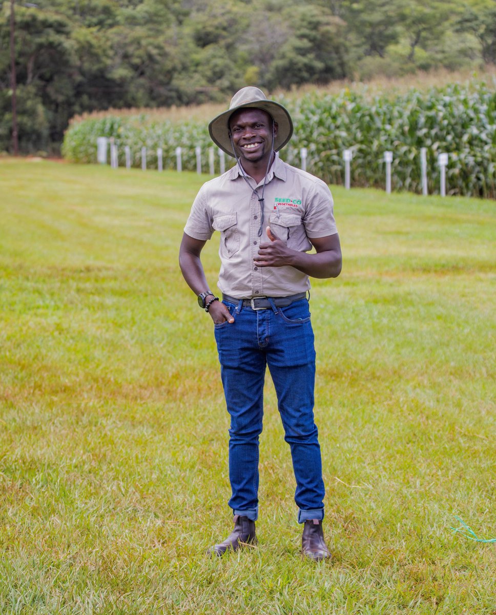 The goal is to make farming more attractive to the younger generation. Harnessing the spirit of youth and use it to grow the industry. The Zeal. The Energy. Using all of that to feed the nation. Build up self sufficiency. Yes we can!
 #youthinagriculture #agriculture #Zimbabwe🇿🇼