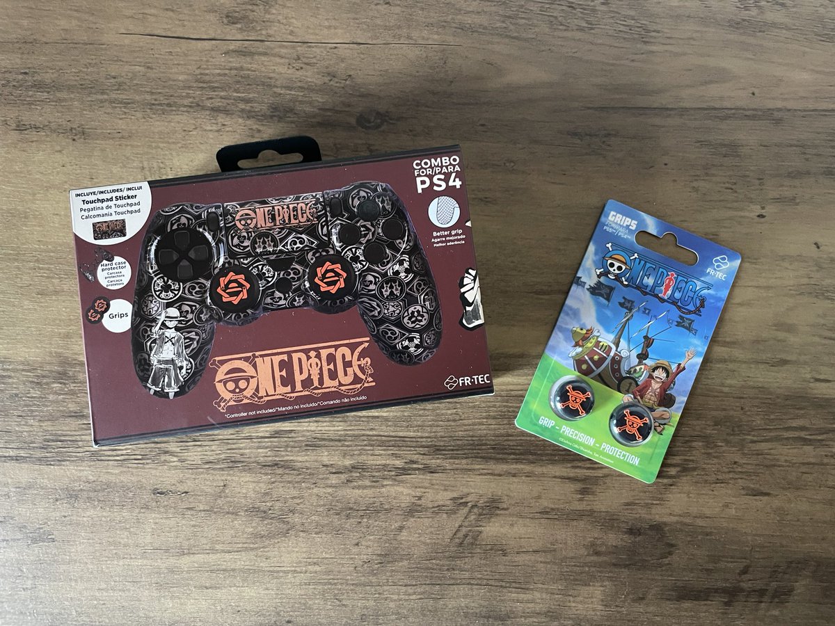 Quintocerrado's tweet photo. SORTEAZO!

El equipo de @frtecgaming me manda este pedazo de pack para sortearlo entre todos vosotros!
¿Eres un frikazo de la Switch? Es tu oportunidad nakama!

Solamente tienes que:
- Seguirme a mi y a @frtecgaming 
- Dar RT a este Tweet https://t.co/sVfq6ODPCV