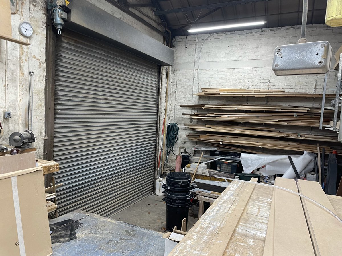Lapsleymcmanus's tweet photo. New to the market - For Sale: Workshop &amp; Offices at Block 7 Unit 4 Chapelhall Industrial Estate, Airdrie 2,422 sq.ft / offers over £150,000 https://t.co/7SXkRpFrxl https://t.co/7WUjitTERs