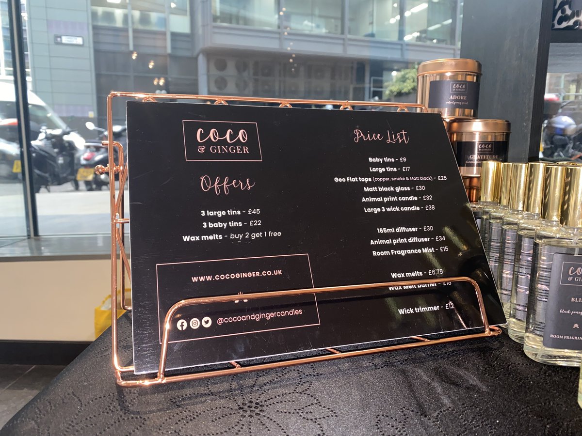 70marklane's tweet photo. Today we have @Coco_ginger16  joining us here @70marklane with a selection of her lovely handmade candles in a variety of her best designs 😍 Here till 4pm today... you don't want to miss out #candles #cocoandginger #diffuser #smellssogood #amazing https://t.co/nCUQP5caOT