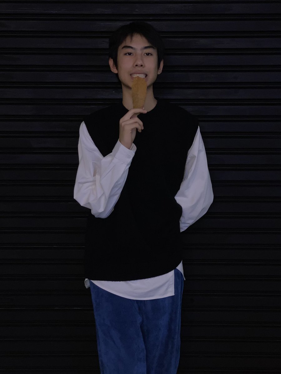 wanvaannn's tweet photo. 🪵🦕 
#wanjai
#whitelinemusic https://t.co/X2s1tu4Rc8