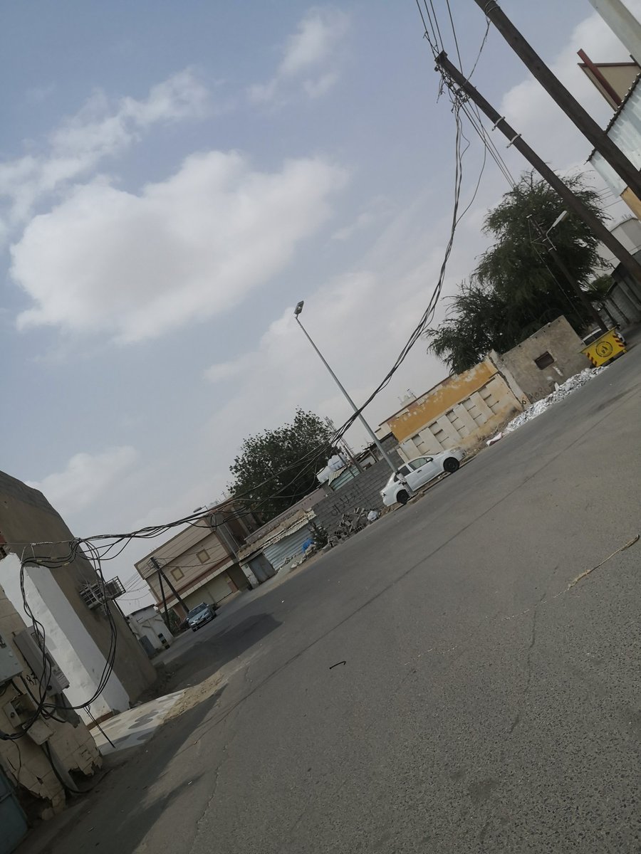 Mr_Alkinani's tweet photo. @ALKAHRABA الموقع صامطه بجوار الجامع الوزاري https://t.co/mo8MMtpTDp