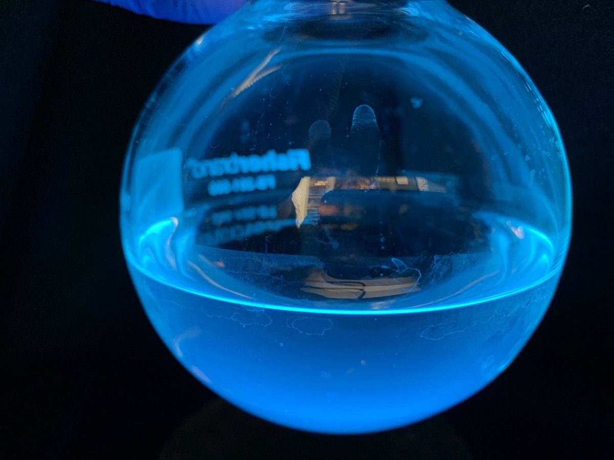 Just a case of the Friday Blues while making some #glowythings on a #FluorescenceFriday.  🧪 ⚗️🔵