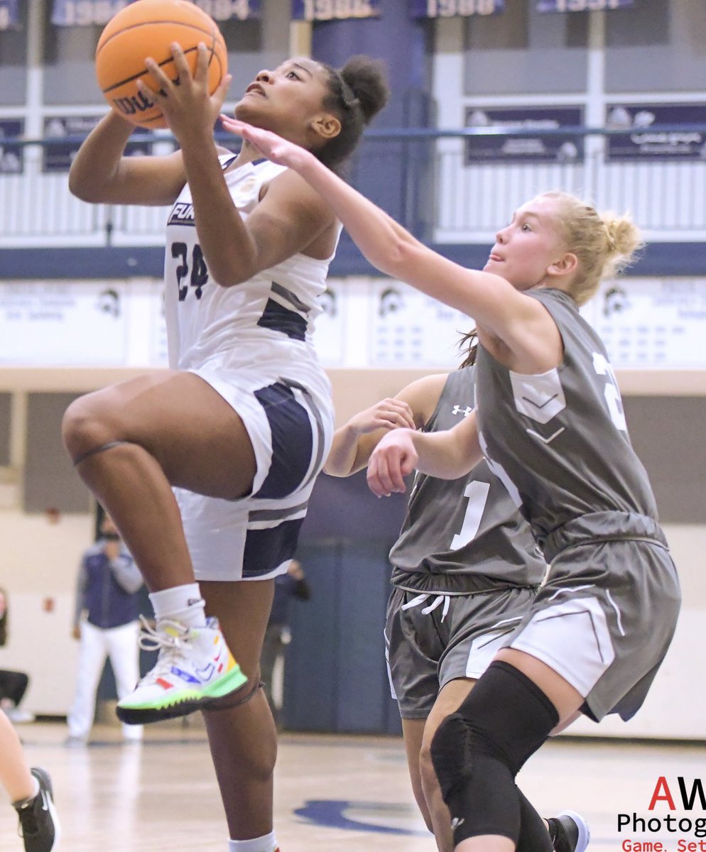 BrionezAnn's tweet photo. Congratulations @HolmesJianna on an amazing 2021/2022 Varsity Basketball season!  PTAC All Conference Team, awarded PTAC Conference Player of the Year (20.6 pts, 5.6 rebounds, 5.2 assists, 4.5 steals per game) and selected to the NCISSA 3A All State Team 👏🏽 @PrepGirlsHoops https://t.co/X50E7u6pTN