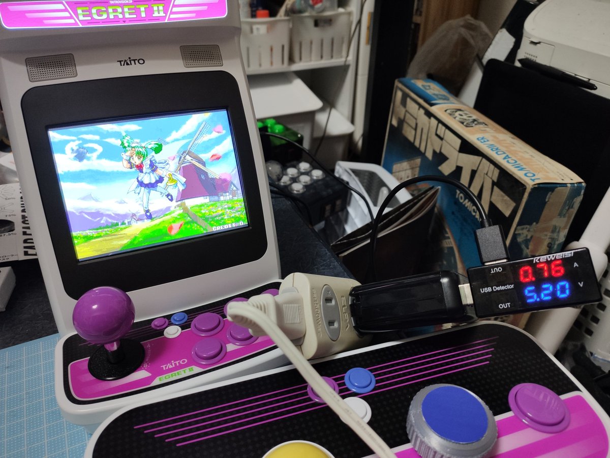 noguo_'s tweet photo. 定格2.4Aのアダプターで高負荷の状況になると電流が足りなくてその分電圧が上がるね、3Aのアダプターだと電圧はそのまま
3Aあると安心出来そう https://t.co/14zObSSk8D