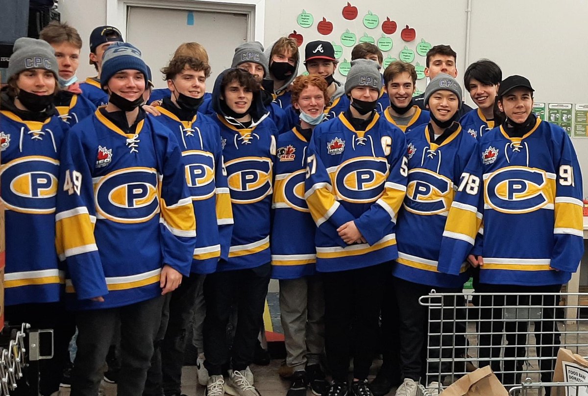 After Wednesdays big win our boys were back on the ice for practice and then a trip over to the Lanark County Food Bank. These great young men donated a whopping 263lbs of food! Not only our we shaping hockey players, we’re shaping young men! #communityfirst #cpcstyle