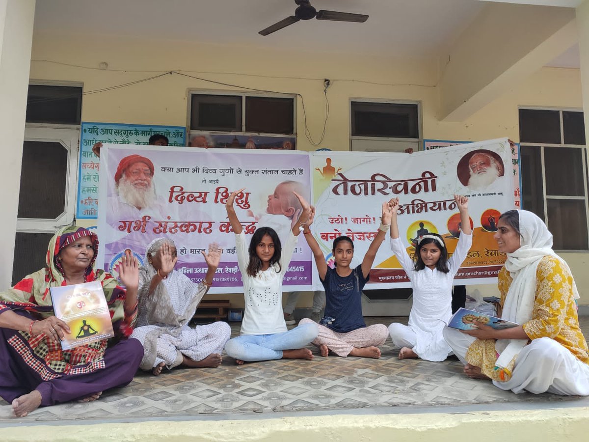 #TejaswiniDivineInspiration
A series of Personality &amp; Skills Development 
online certification courses which uniquely 
combines Modern and Spiritual 💫
