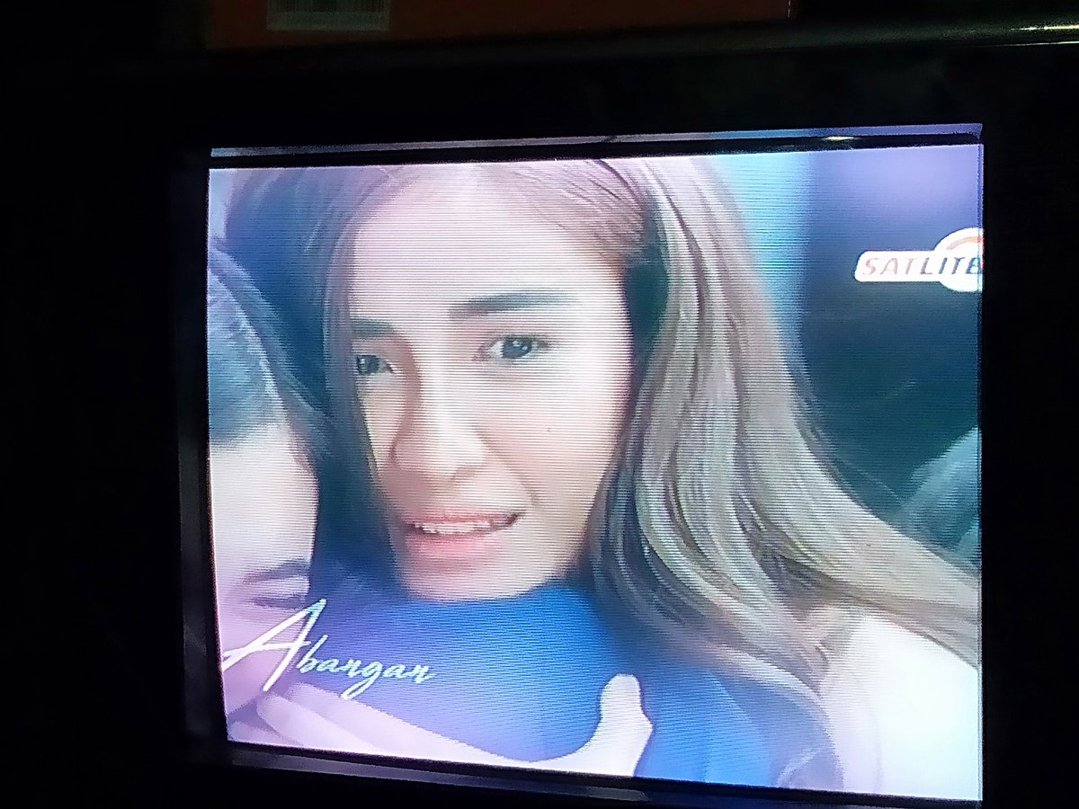rosemarieanda's tweet photo. Nku apaka happy ng  Reyes fam...preggy na kaya si Melody??? Kaya abangan natin yan next week happy weekend po..
#FirstLadyMayPabertday
@sanya_lopez @SanyaWarriors https://t.co/NGodko9Eun