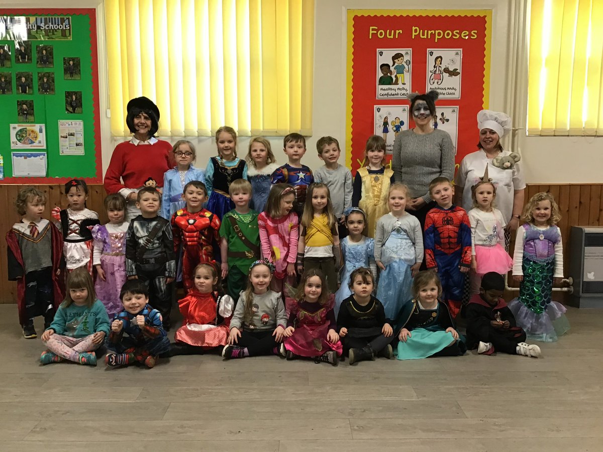 World Book Day with Chestnut and Oak class! #WorldBookDay