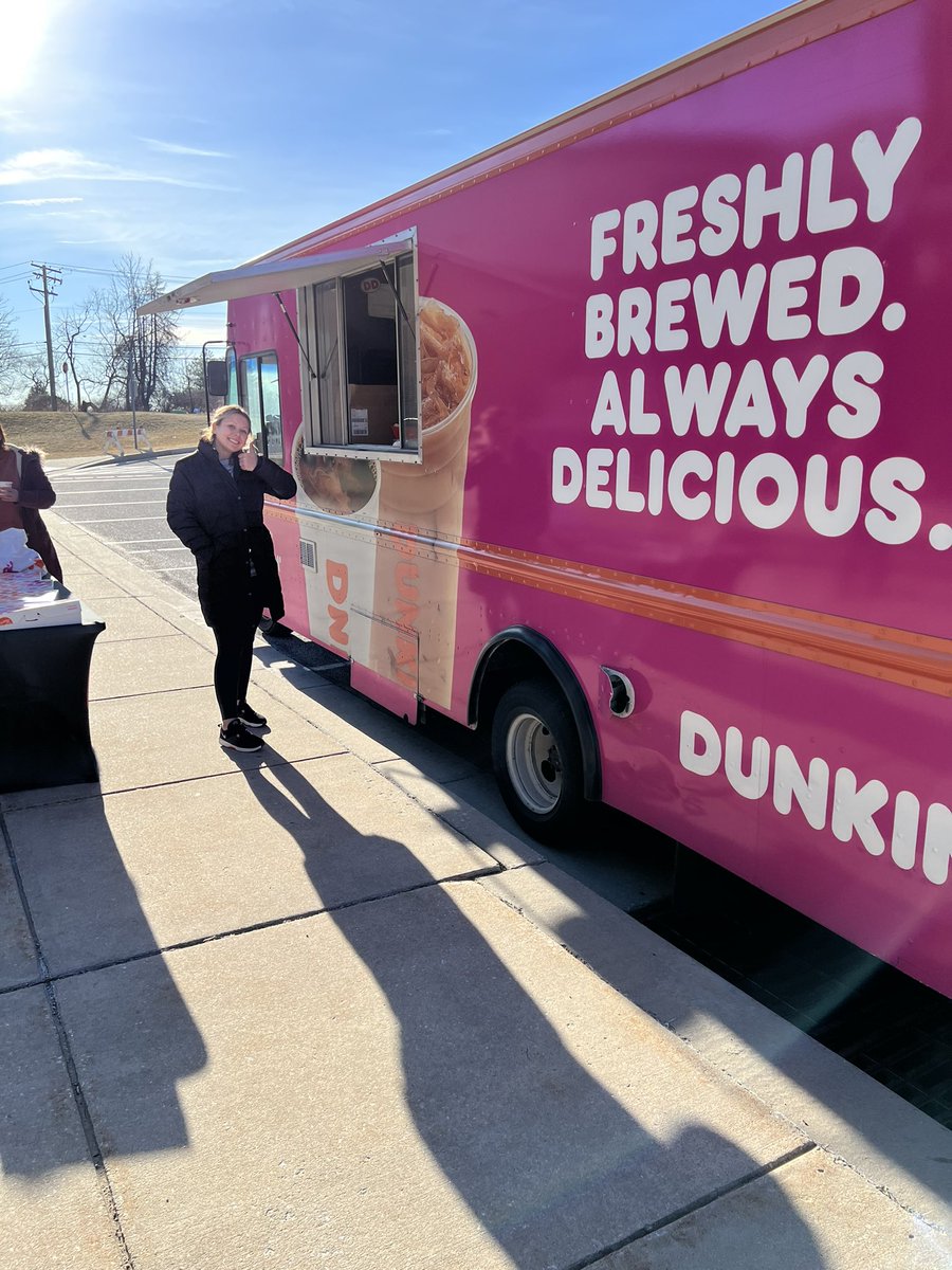 MrsADT's tweet photo. Thank you to the @dunkindonuts Cruiser for bringing ☀️ to us here at @WoodholmeES on this cold day! #freecoffee #staffappreciation https://t.co/jBGxqfv8xQ