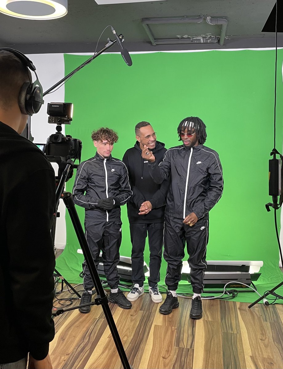 Y’a quelque chose qui se prépare… 🎥🎬