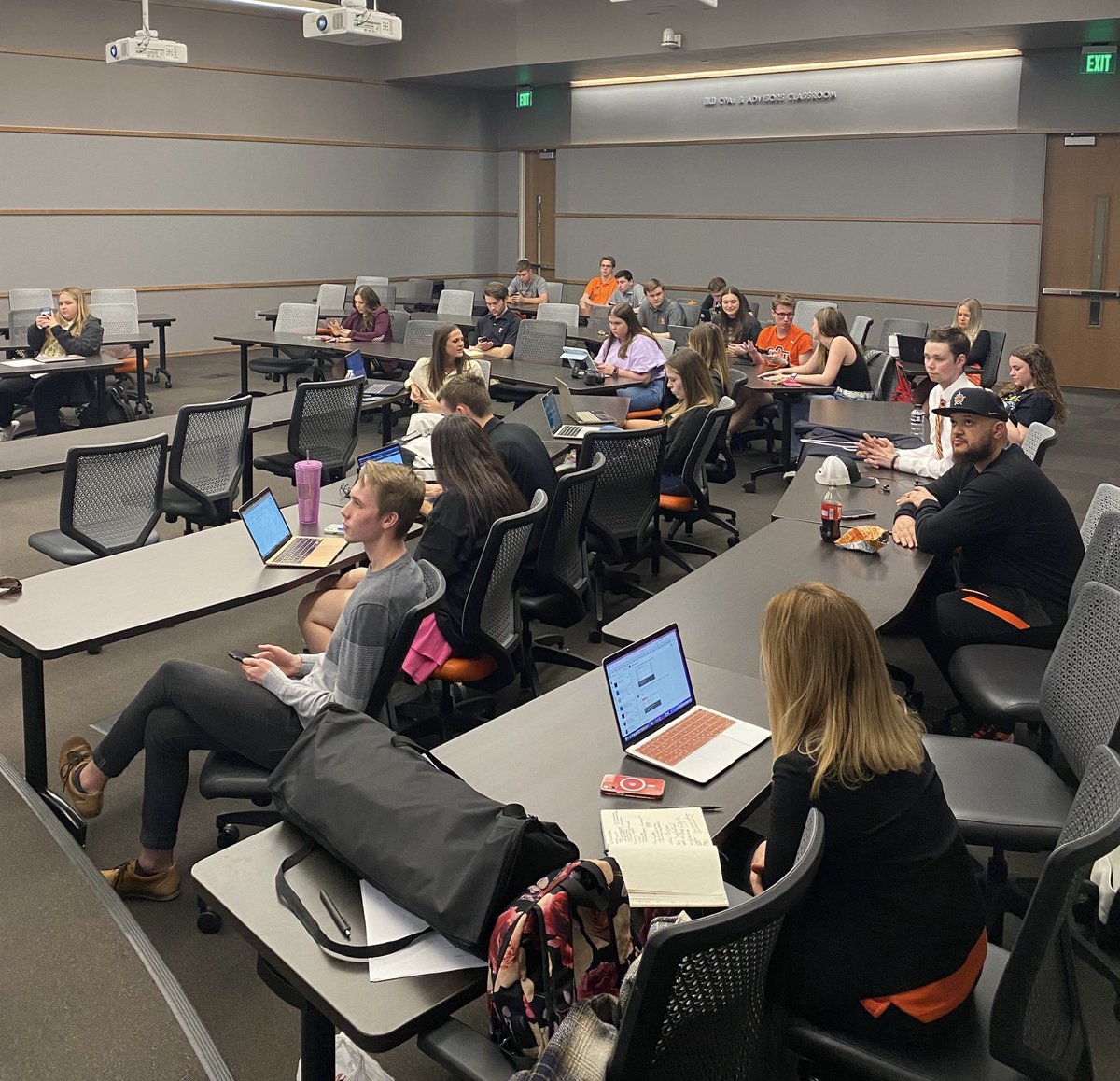 AltiusPartners's tweet photo. Great visit to Stillwater connecting with Cowboys coaches and the @okstate Brand Squad. NIL collaboration across this campus is 🔥 #GoPokes https://t.co/mJWOBMwsr5