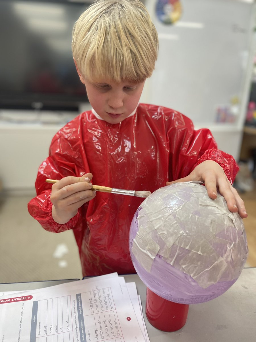 KESPreparatory's tweet photo. #StroudY3 are now in the making stage! Geodesic domes, balloons or cardboard are being used to create our structures and then the fun begins with papier-mâché! #StroudSteam https://t.co/eRlTOsQYnR
