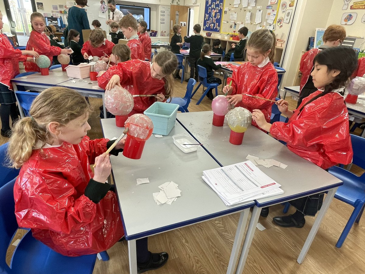KESPreparatory's tweet photo. #StroudY3 are now in the making stage! Geodesic domes, balloons or cardboard are being used to create our structures and then the fun begins with papier-mâché! #StroudSteam https://t.co/eRlTOsQYnR