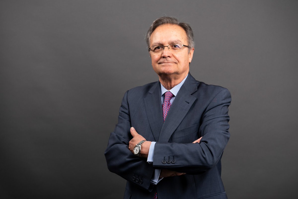 La gran familia de la <a href="/CooperacionESP/">Cooperación Española</a> lamenta el fallecimiento de Juan Pablo de Laiglesia, una gran persona con una trayectoria profesional y vital brillante. La Cooperación Española agradece su sabia mirada y su labor en favor de los más necesitad@s.
#SomosCooperación🇪🇸🖤